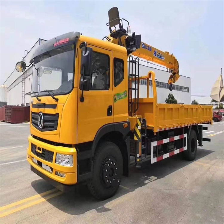 老城附近找一辆随车吊出租